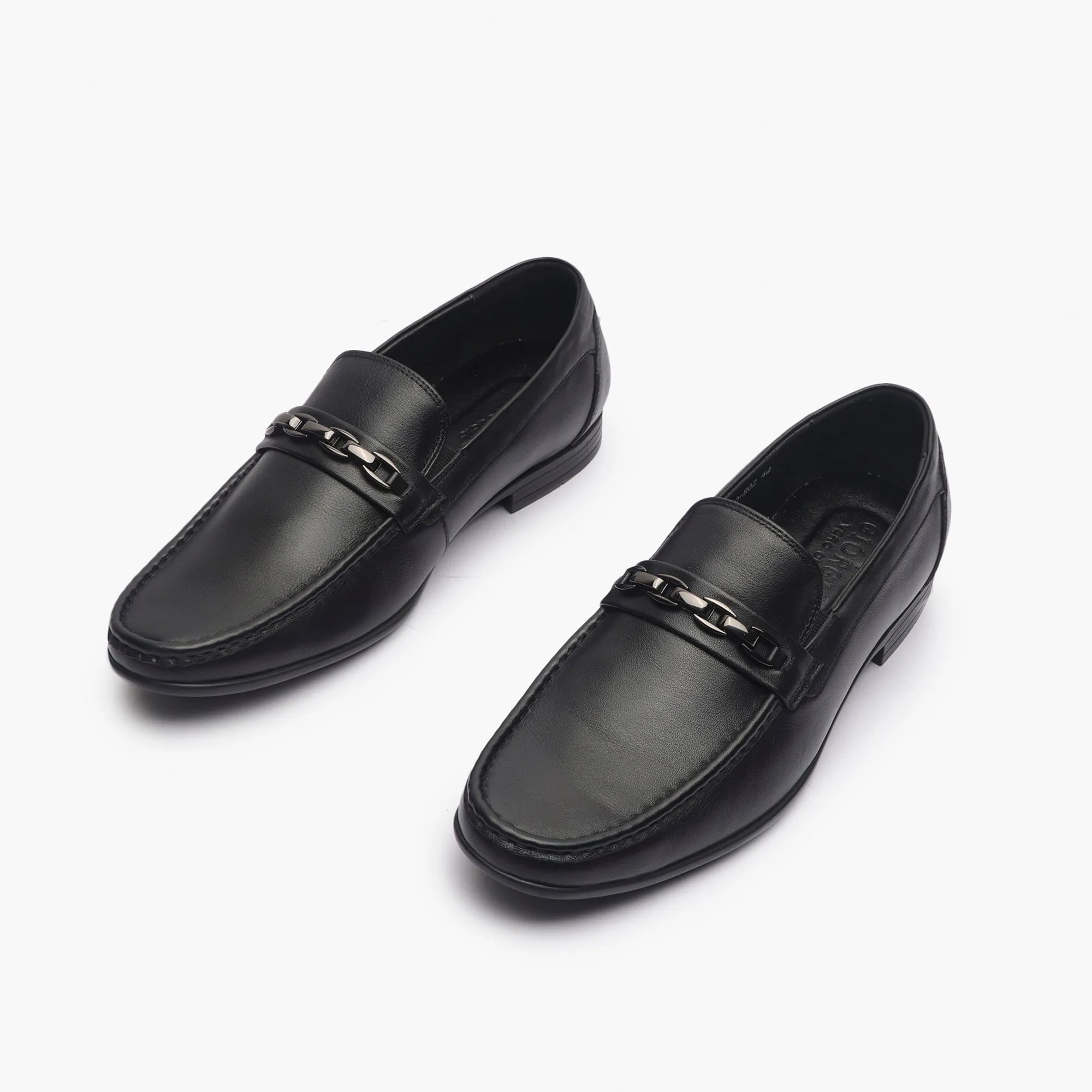 Loafers With Chainlink Buckle