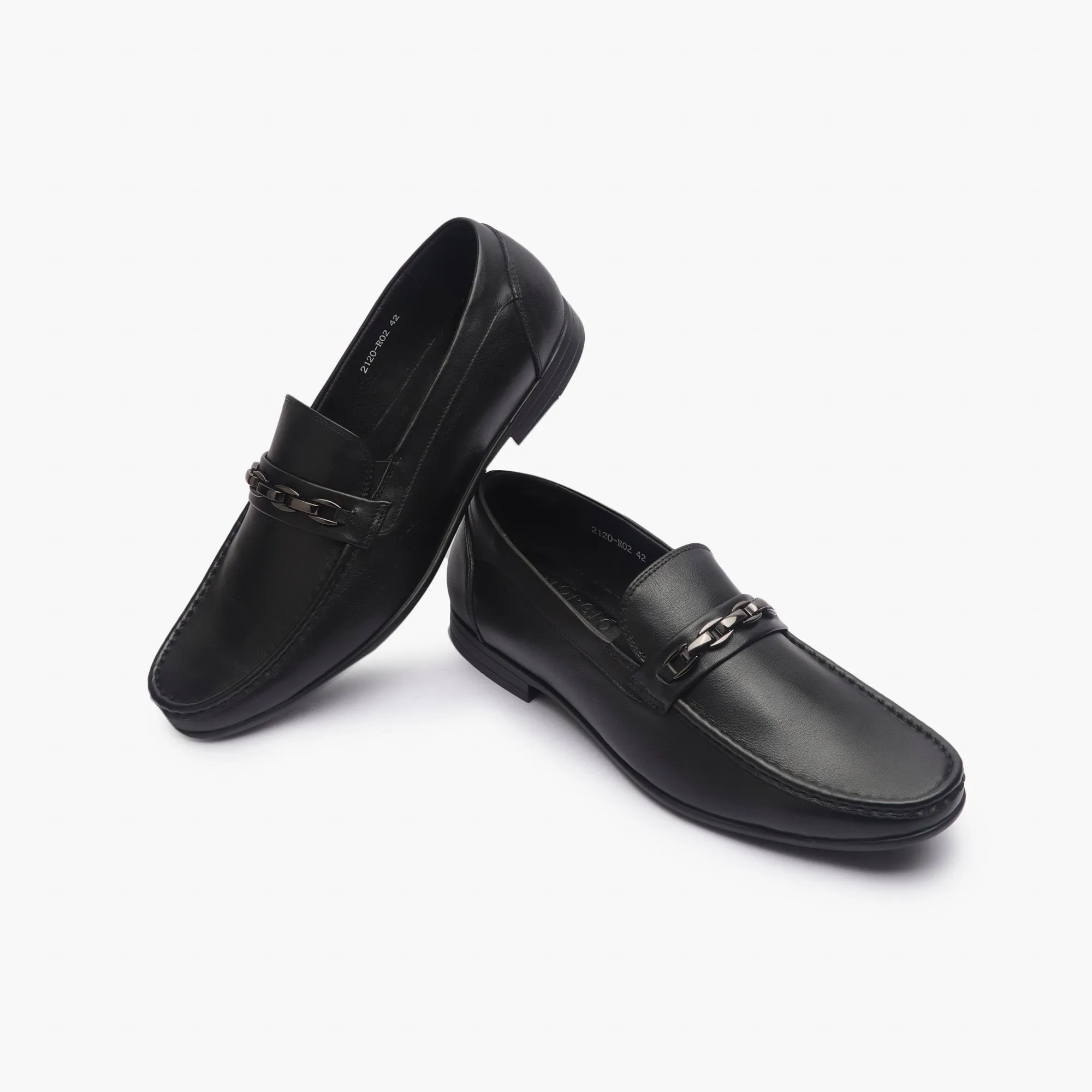 Loafers With Chainlink Buckle