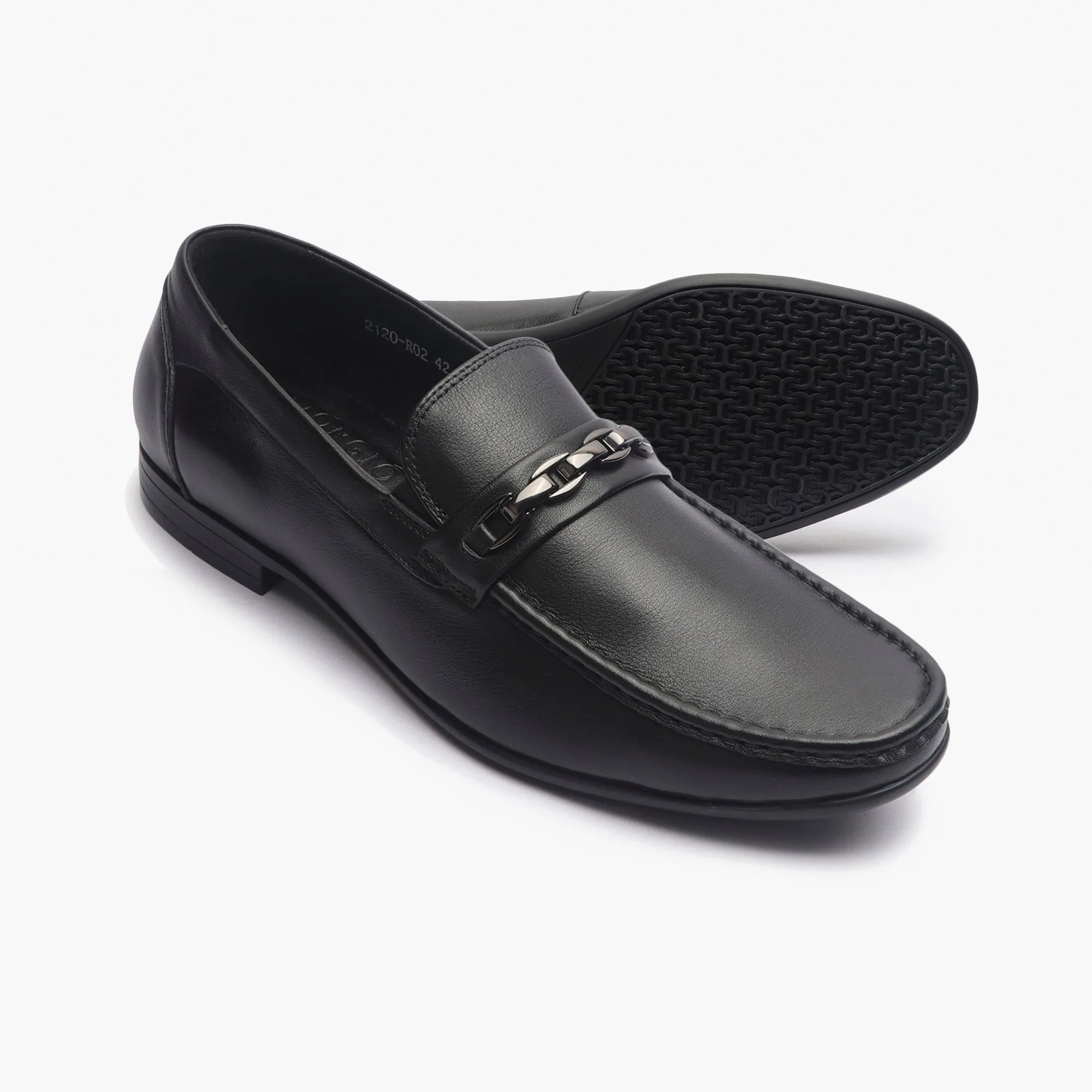 Loafers With Chainlink Buckle