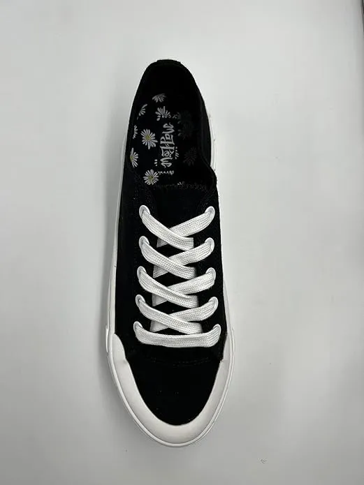 New Mad Love Women's Fran Canvas Sneakers with cute daisy flower insoles, Black! Sz 9! Made with sustainable and eco-friendly recycled materials