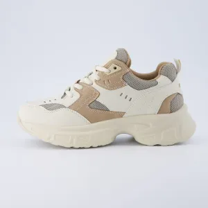 Strike Chunky Sneaker