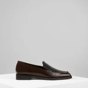 Zoe Loafers in Nero Ebano